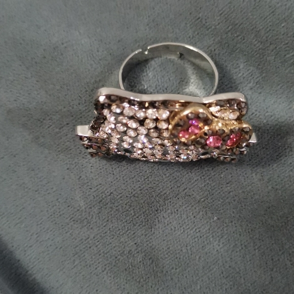 Hello Kitty Ring - Picture 8 of 8